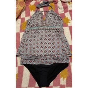 Liz‎ Claiborne Women's 2pc Halter Tankini Swimsuit, Size 6